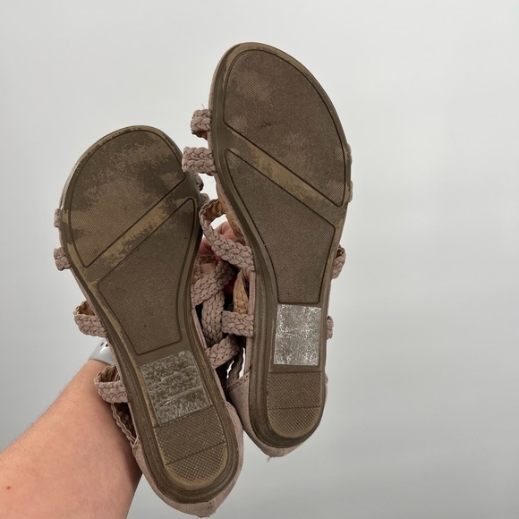 Loren Conrad LC Sandals - Picture 4 of 8